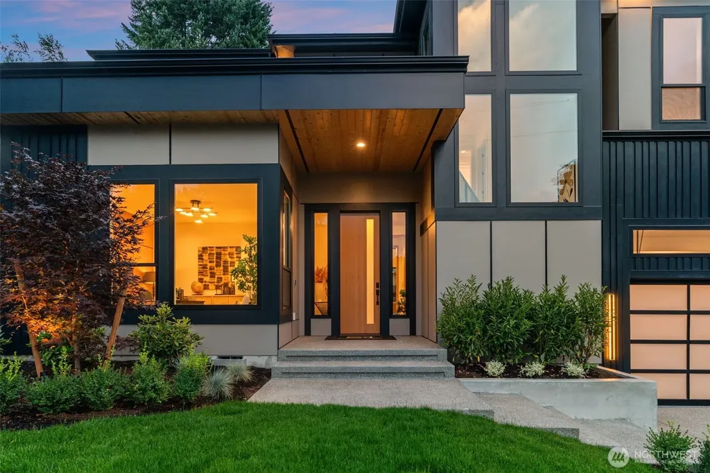11106 SE 4th Street Bellevue WA 98004