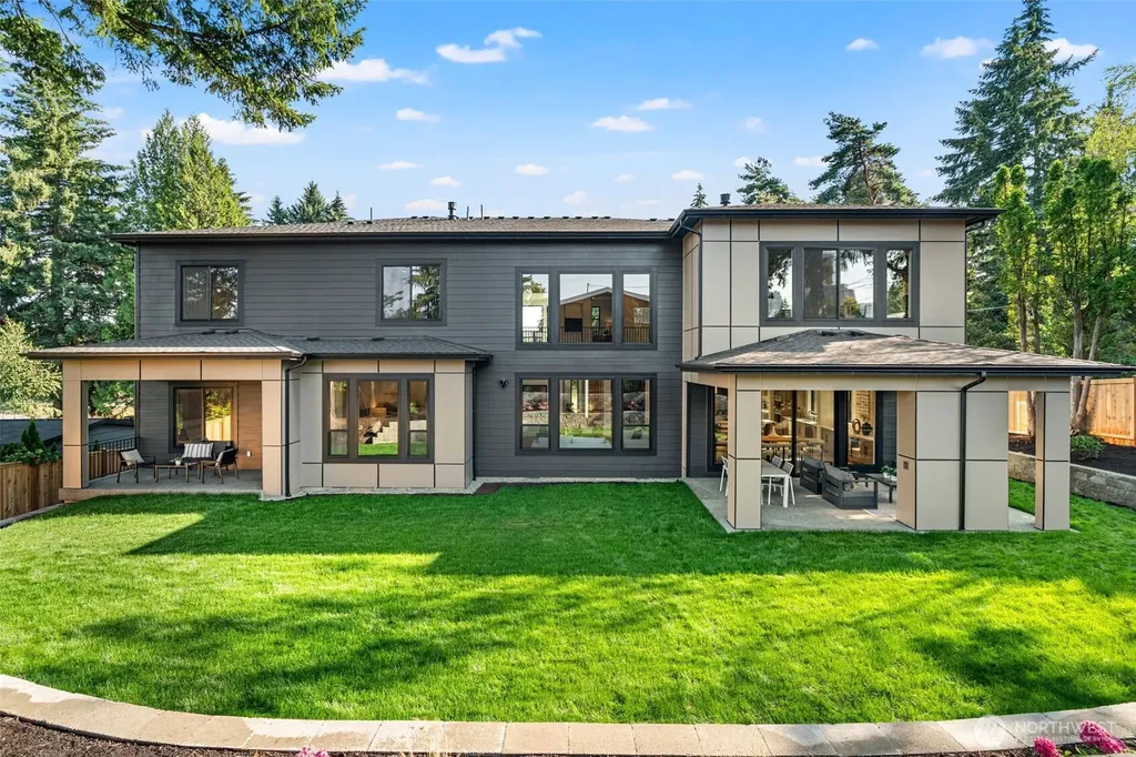 11106 SE 4th Street Bellevue WA 98004