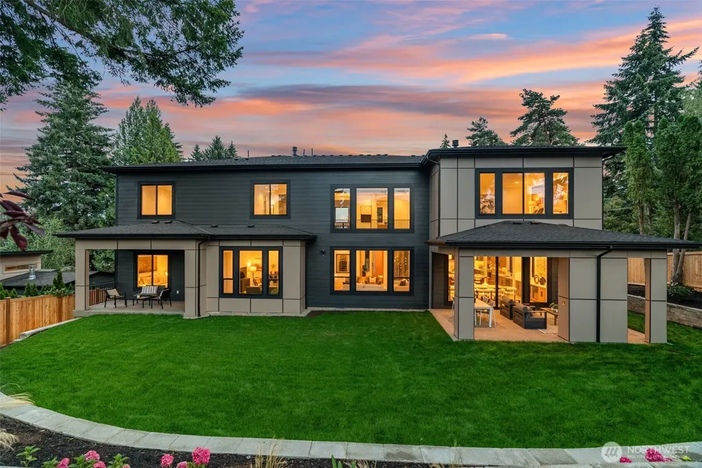 11106 SE 4th Street Bellevue WA 98004