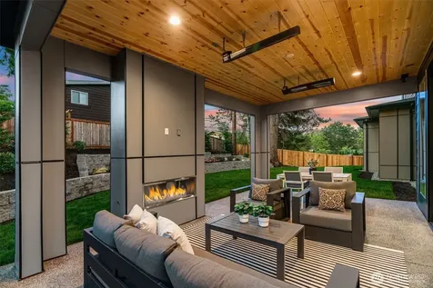 11106 SE 4th Street Bellevue WA 98004