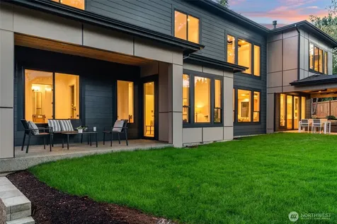 11106 SE 4th Street Bellevue WA 98004