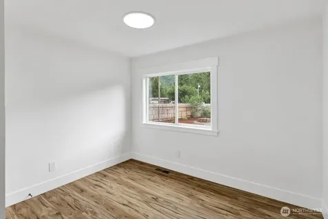 8433 Golden Valley Drive Maple Falls WA 98266