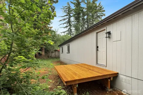 8433 Golden Valley Drive Maple Falls WA 98266