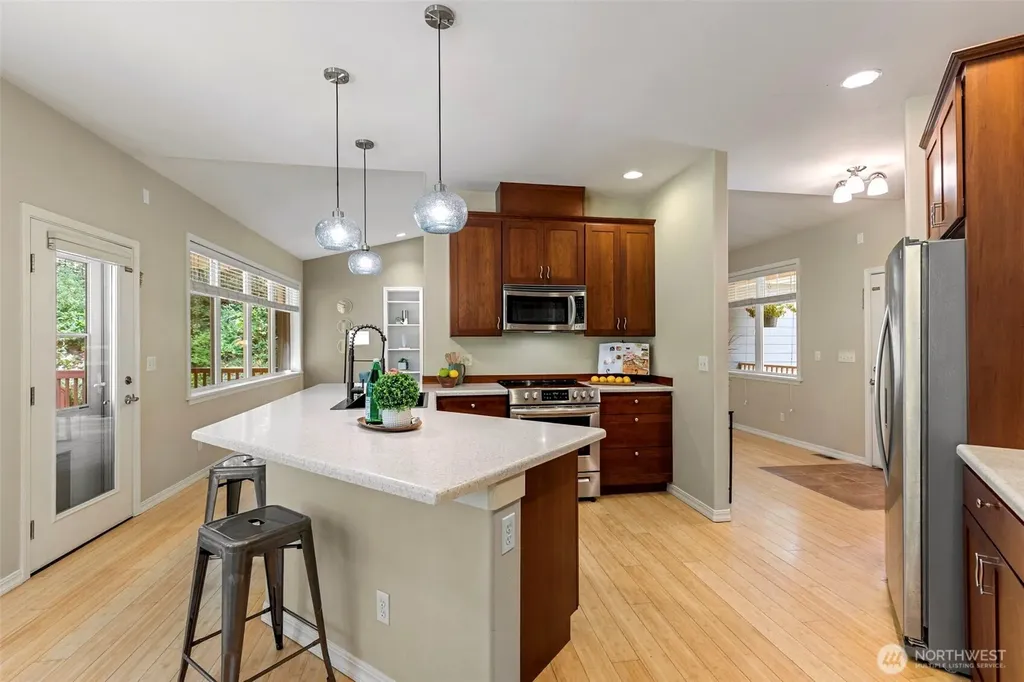 155 Louisa Street Port Townsend WA 98368