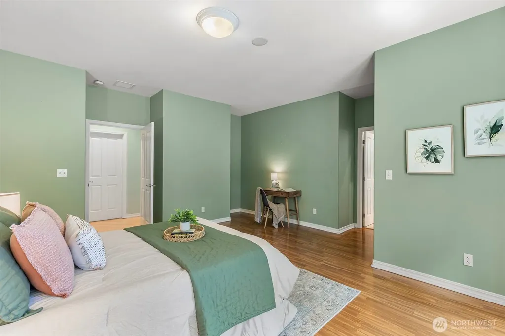 155 Louisa Street Port Townsend WA 98368