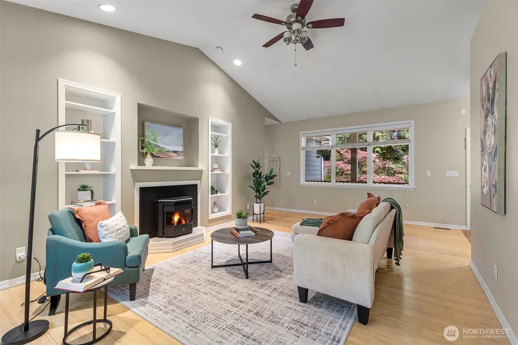 155 Louisa Street Port Townsend WA 98368