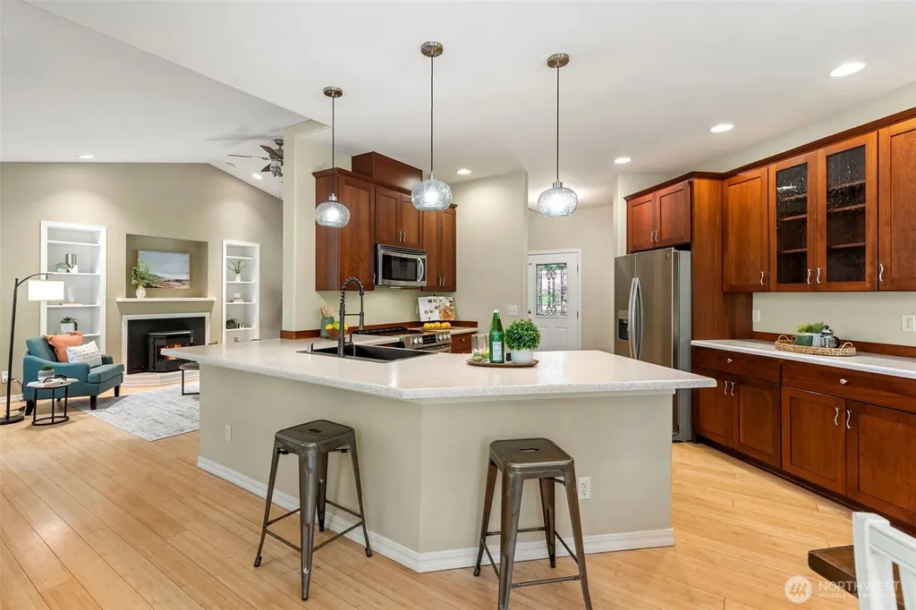 155 Louisa Street Port Townsend WA 98368