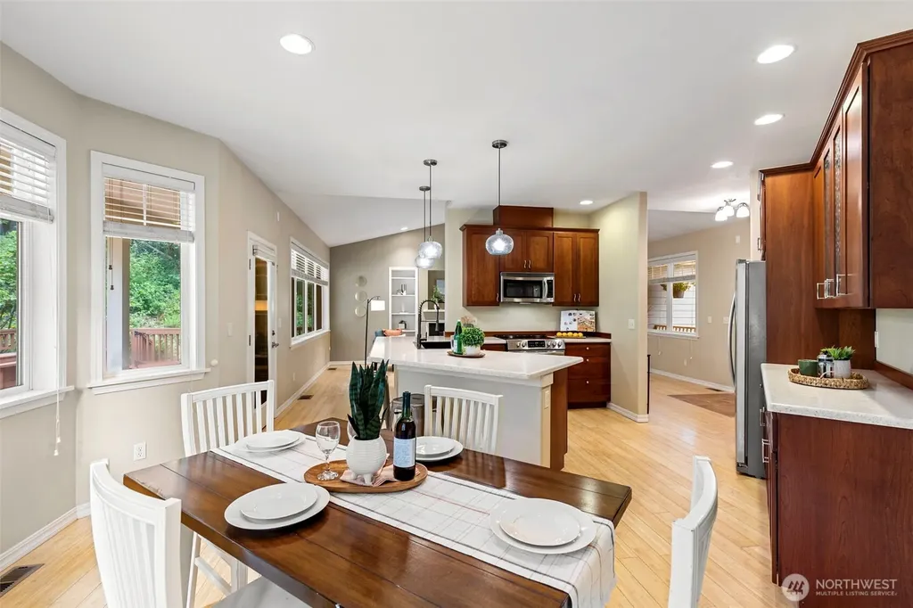 155 Louisa Street Port Townsend WA 98368
