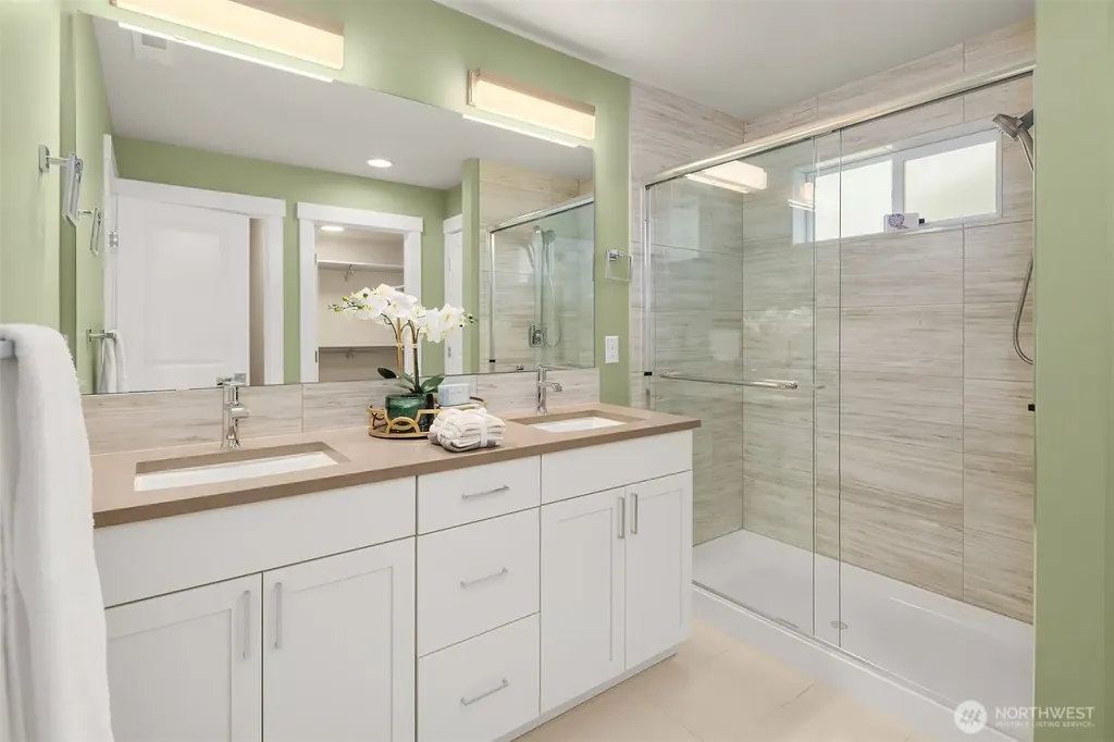1315 139 Place SW Lynnwood WA 98087