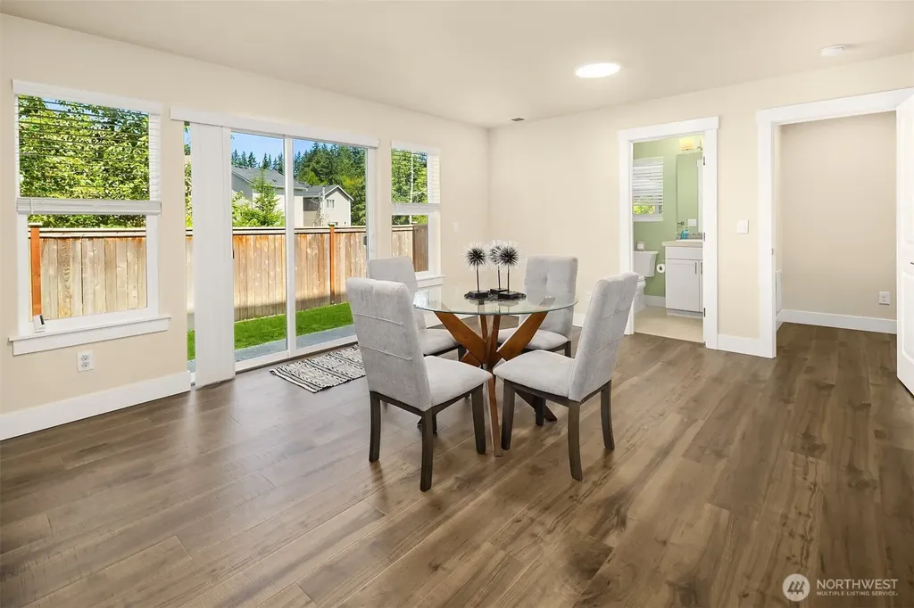 1315 139 Place SW Lynnwood WA 98087
