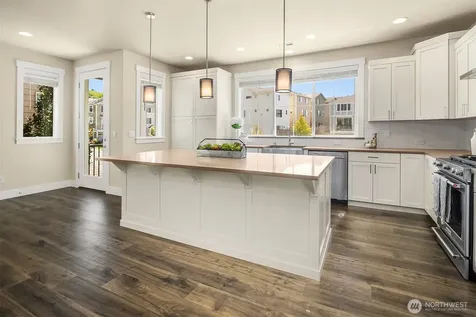 1315 139 Place SW Lynnwood WA 98087