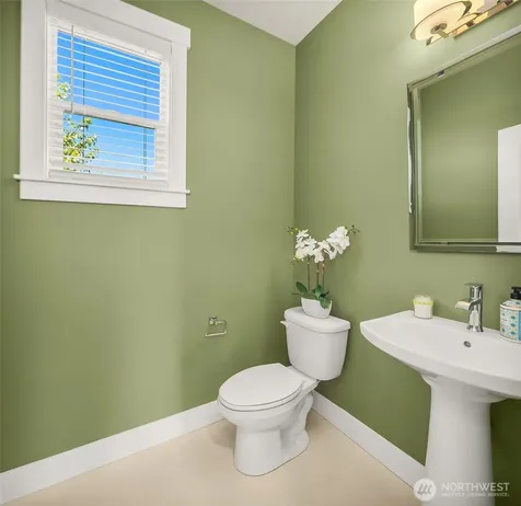 1315 139 Place SW Lynnwood WA 98087