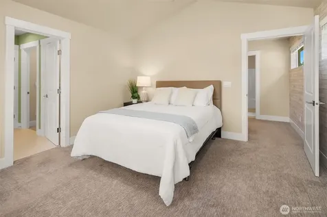 1315 139 Place SW Lynnwood WA 98087