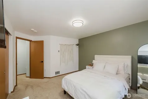 13608 132nd Street Ct NW Gig Harbor WA 98329