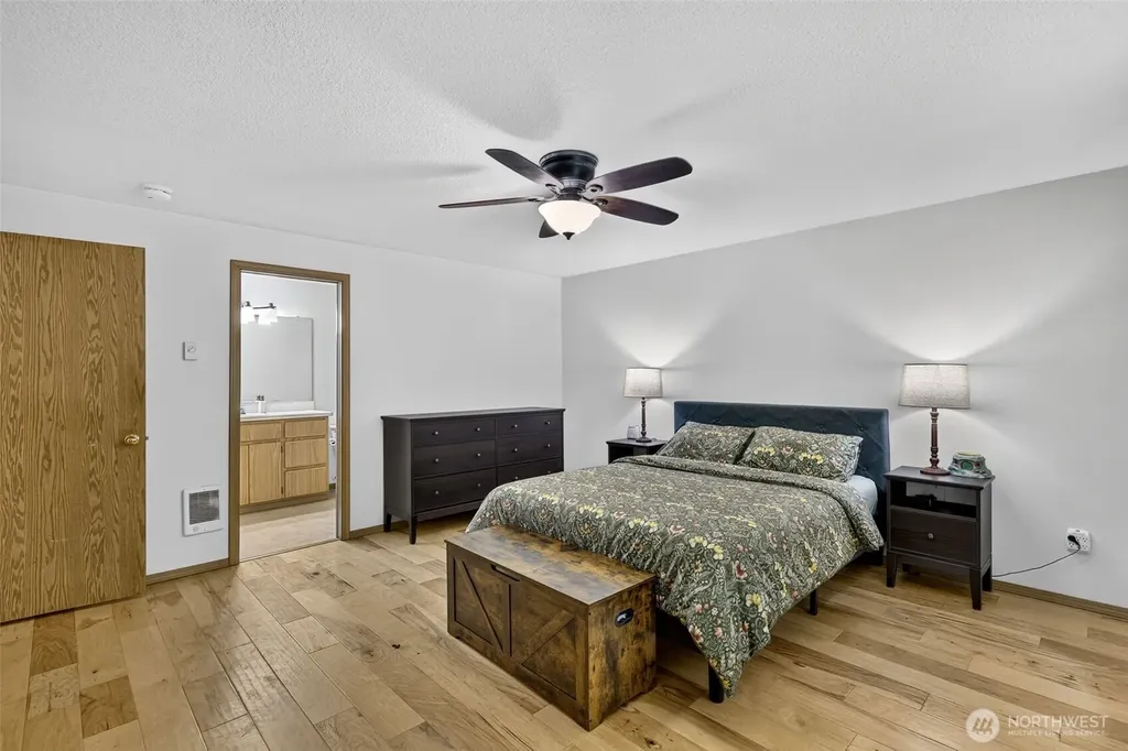 2120 Grove Street Longview WA 98632