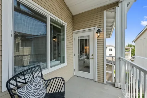 14915 38th Drive SE Bothell WA 98012