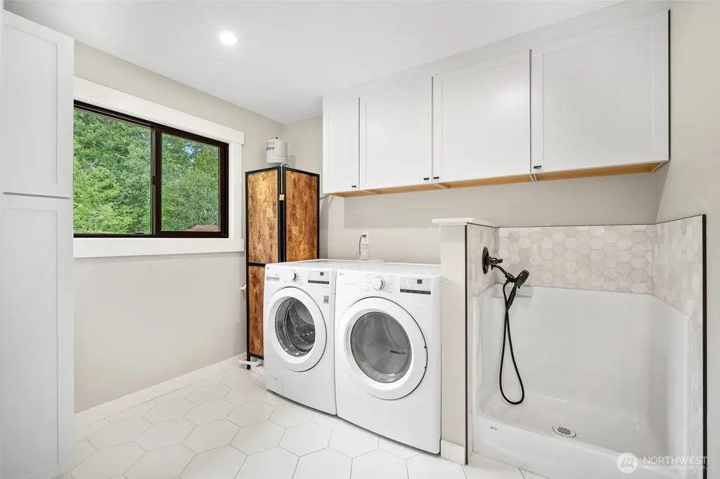5830 Mission Road Bellingham WA 98226