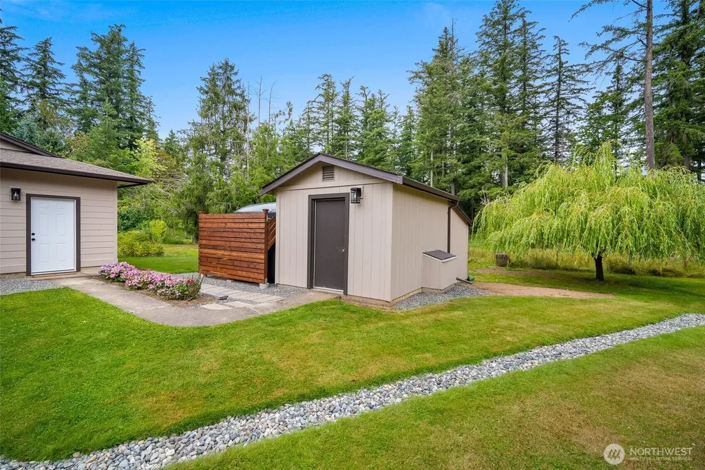 5830 Mission Road Bellingham WA 98226