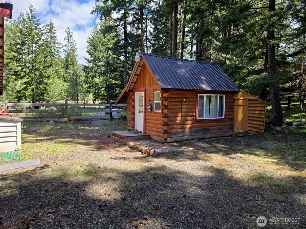 40 Lake Cle Elum Dam Road Ronald WA 98940