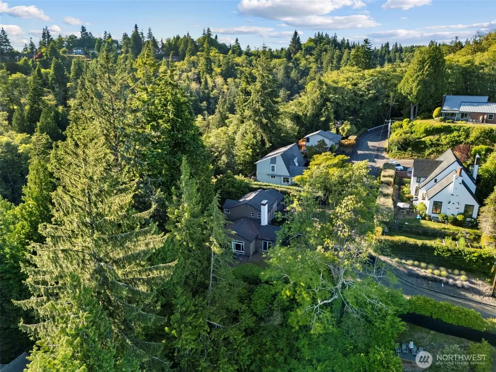 1255 Bel Aire Aberdeen WA 98520