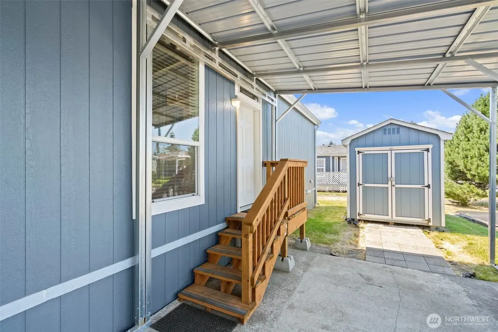 222 Maple Avenue NW Napavine WA 98565