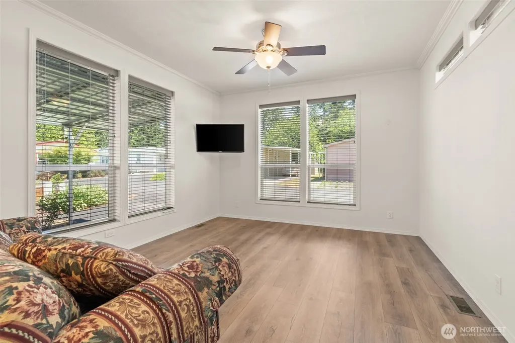222 Maple Avenue NW Napavine WA 98565