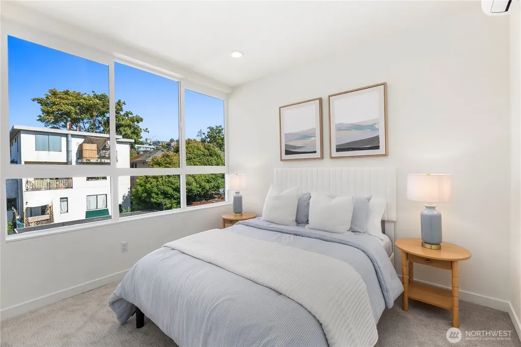 2328 Franklin Avenue E Seattle WA 98102
