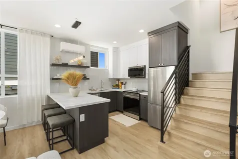 2328 Franklin Avenue E Seattle WA 98102