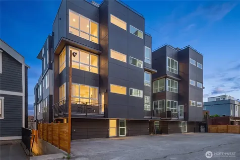 2328 Franklin Avenue E Seattle WA 98102
