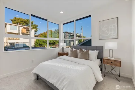 2328 Franklin Avenue E Seattle WA 98102