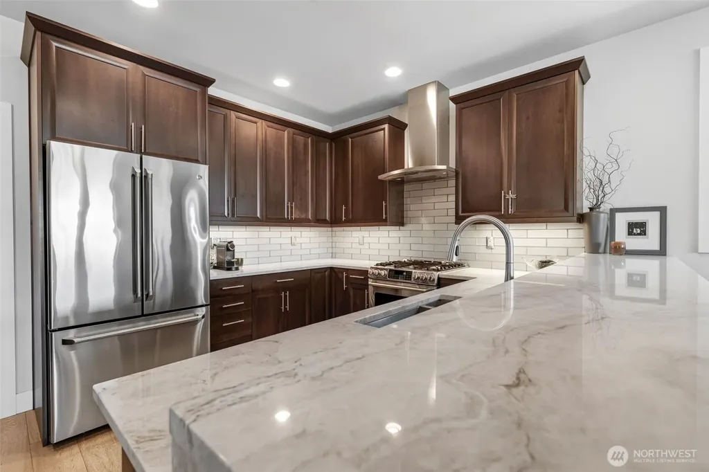 2452 NW Columbia Avenue East Wenatchee WA 98802