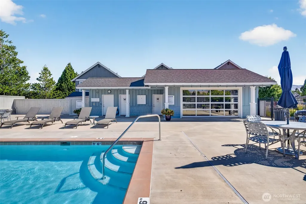 2452 NW Columbia Avenue East Wenatchee WA 98802