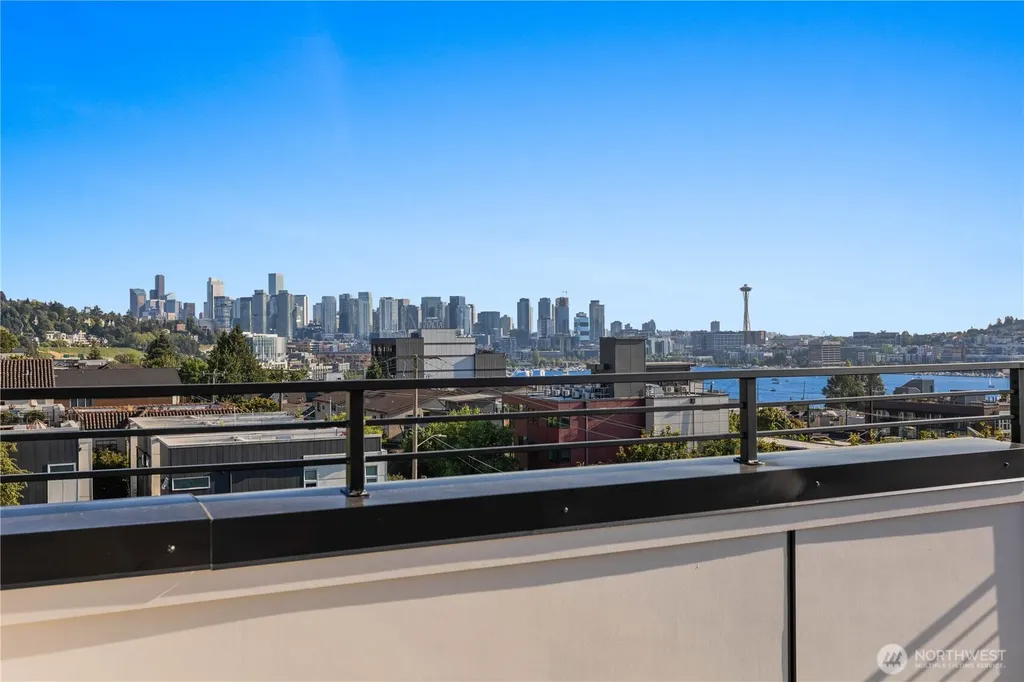 2328 Franklin Avenue E Seattle WA 98102