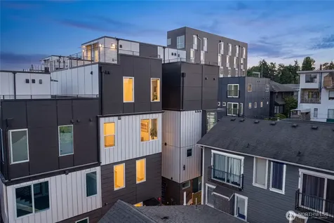 2328 Franklin Avenue E Seattle WA 98102