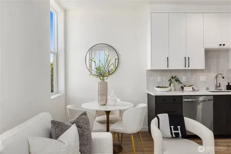 2328 Franklin Avenue E Seattle WA 98102