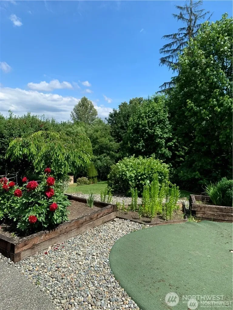 15514 129th Avenue NE Woodinville WA 98072