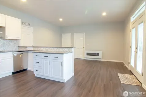 15514 129th Avenue NE Woodinville WA 98072