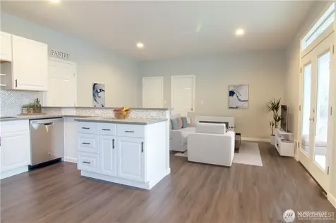 15514 129th Avenue NE Woodinville WA 98072