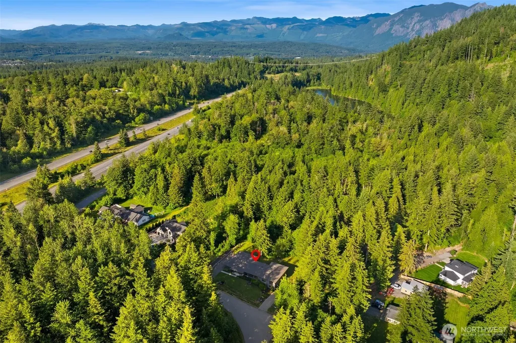 10350 348th Avenue SE Snoqualmie WA 98065