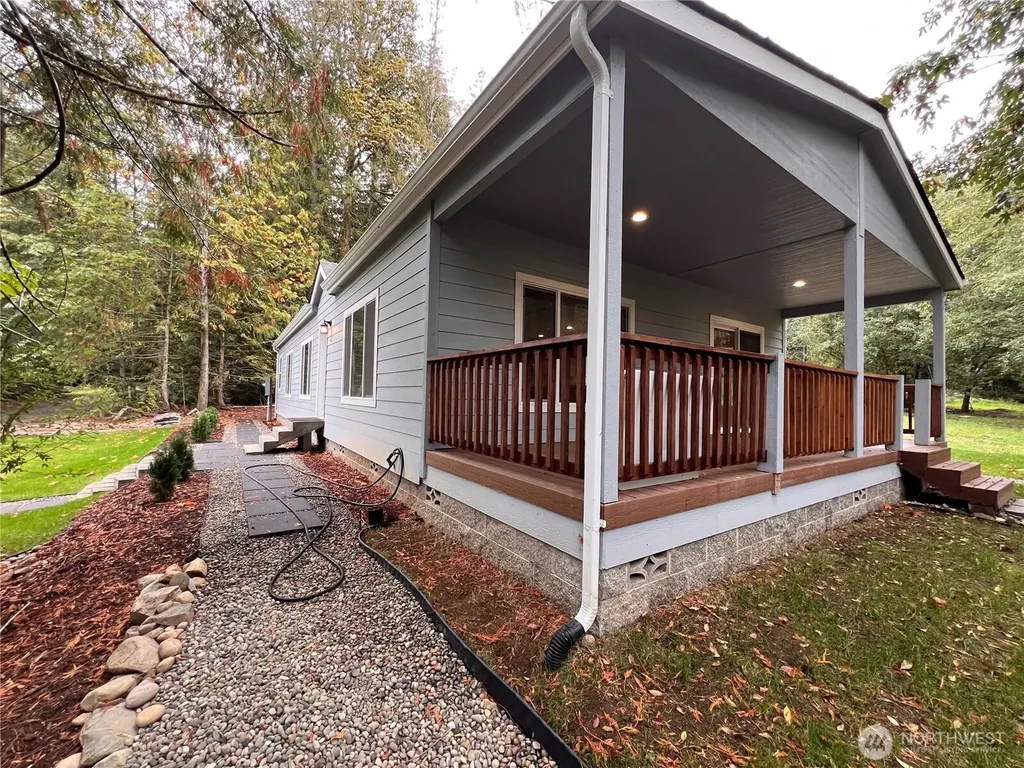 16818 57 Street NW Vaughn WA 98394