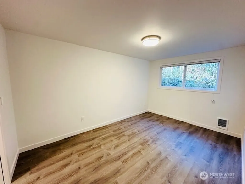 11211 NE 68th Street Kirkland WA 98033