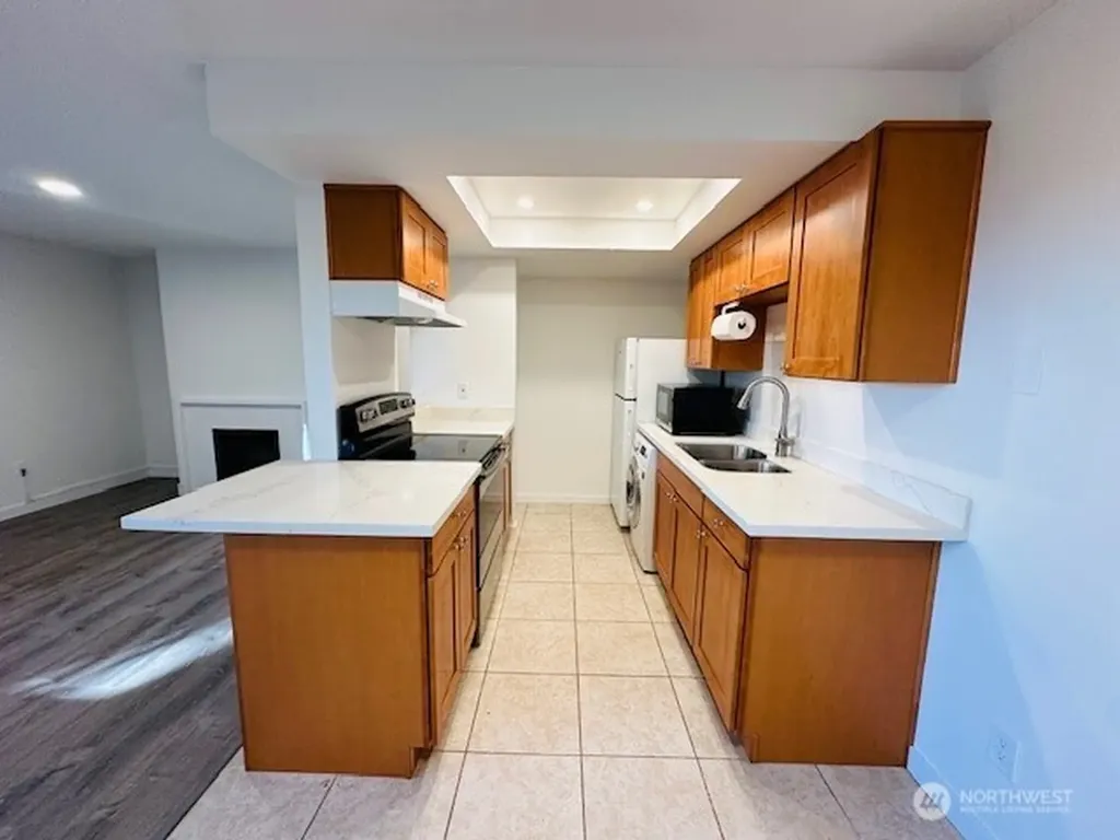 11211 NE 68th Street Kirkland WA 98033