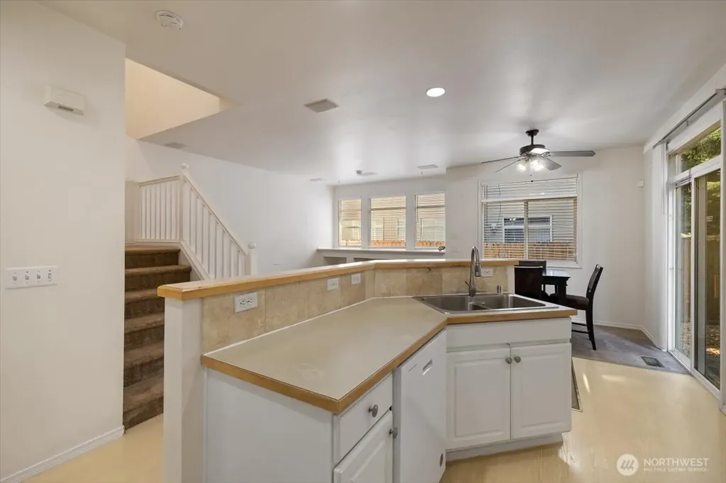 1526 121 Street SW Everett WA 98204