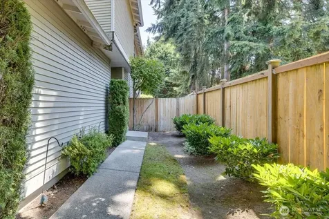 1526 121 Street SW Everett WA 98204