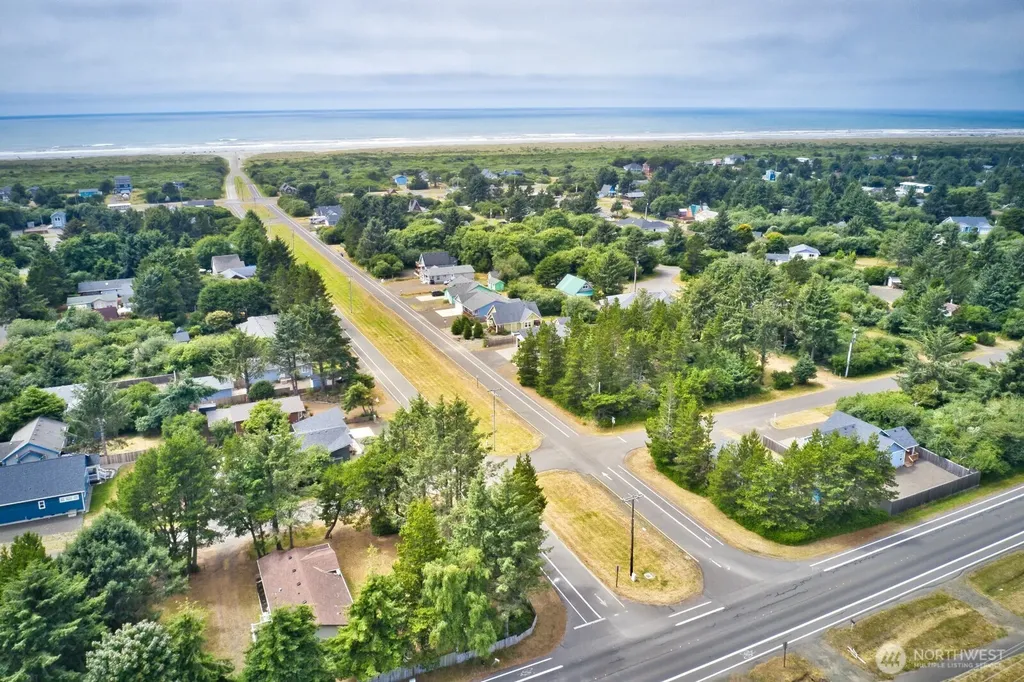 118 Pacific Boulevard NW Ocean Shores WA 98569
