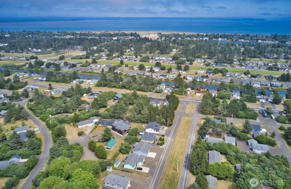 118 Pacific Boulevard NW Ocean Shores WA 98569