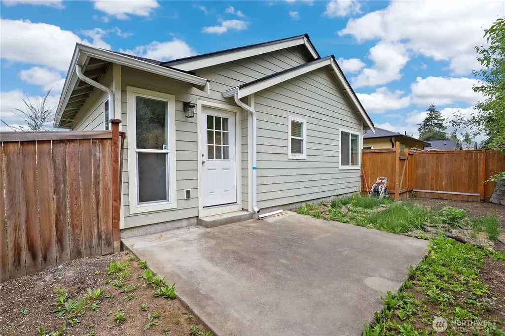 5209 S Trafton Street Tacoma WA 98409