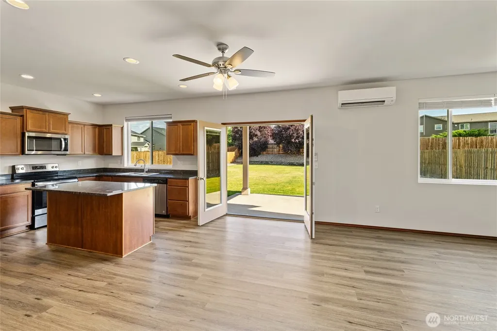 2005 W Sunnyview Lane Ellensburg WA 98926