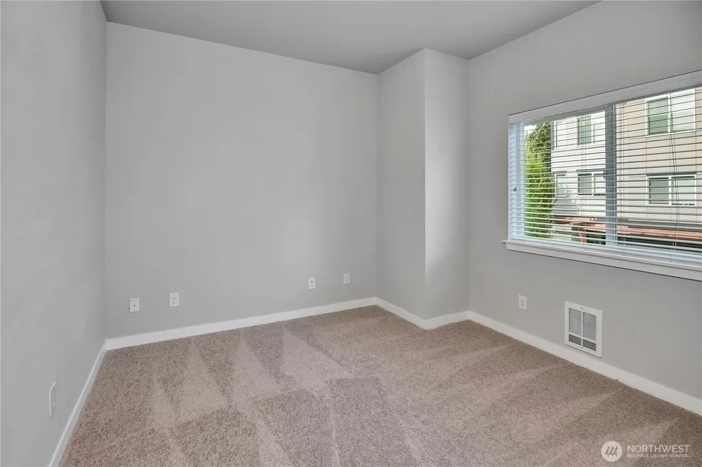 19225 Damson Road Lynnwood WA 98036