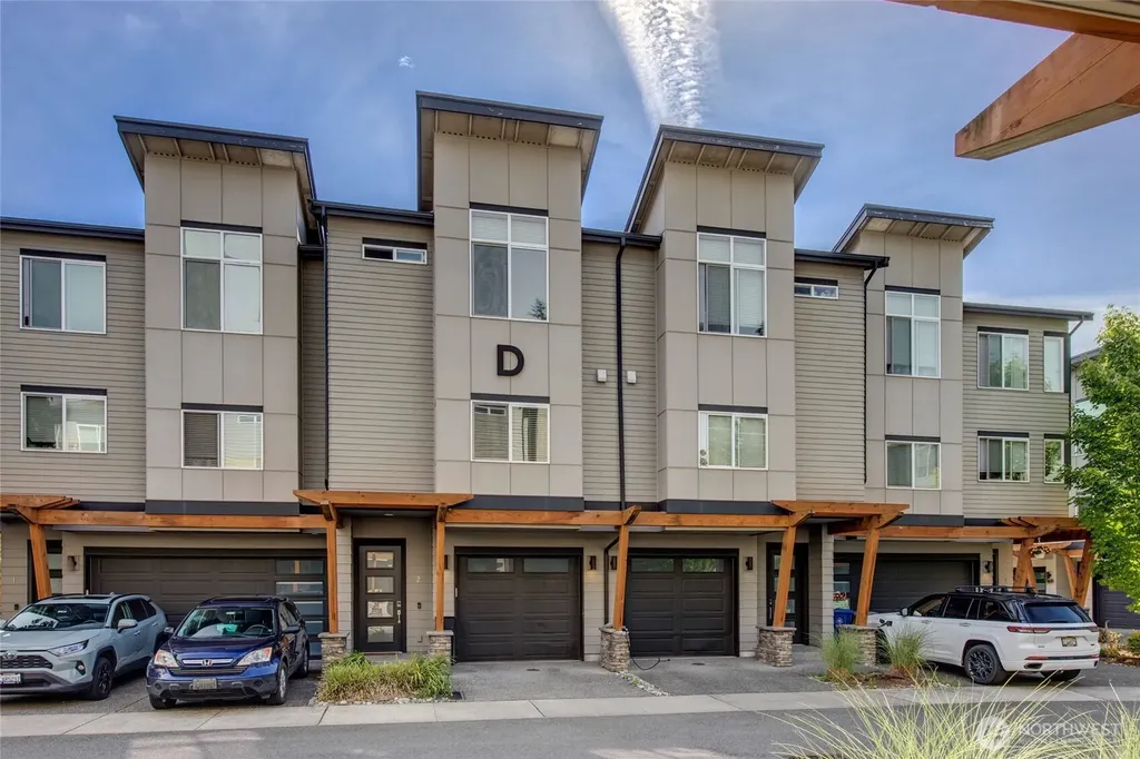 19225 Damson Road Lynnwood WA 98036